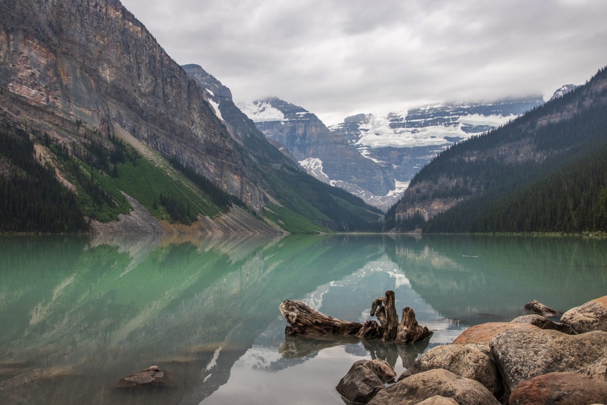 A bit later on Lake Louise with the Victoria Glacier
