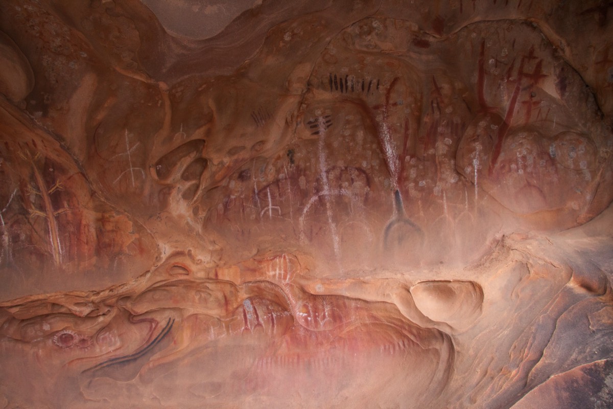 Very old graffiti - Aboriginal cave paintings