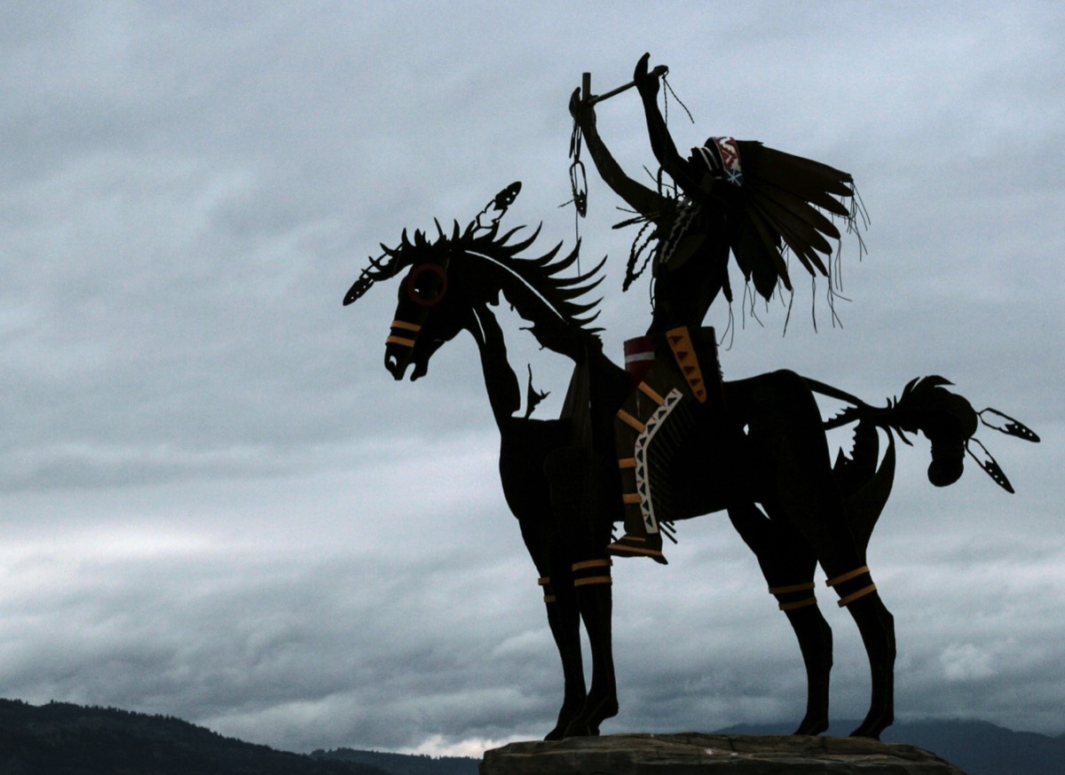 Statue at Nk