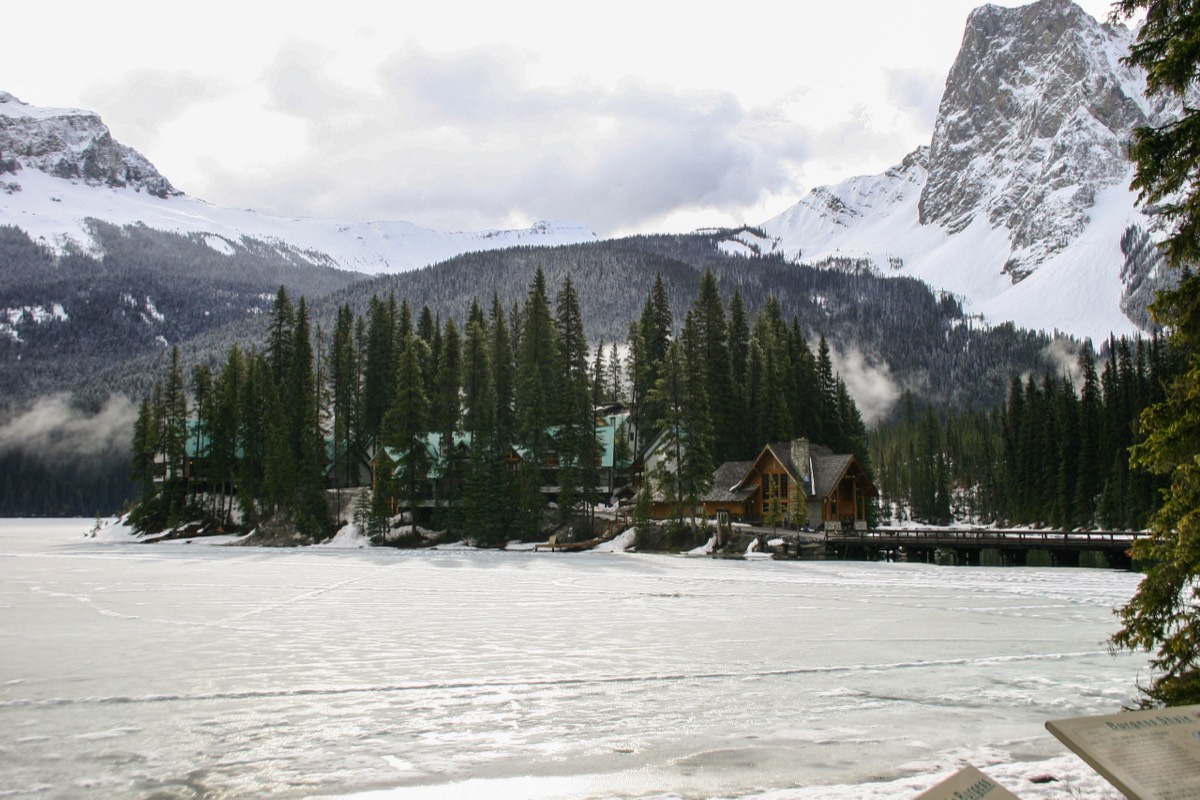 Emerald Lake Lodge - Yoho NP