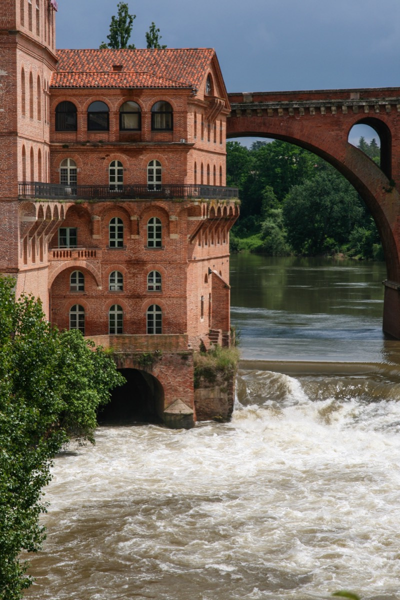 River crossing in Albi