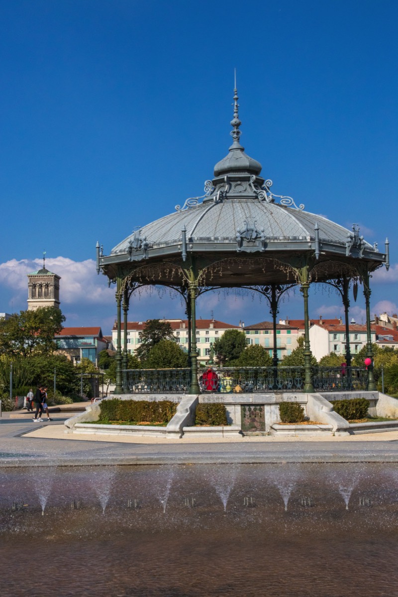 Warm weather in Valence