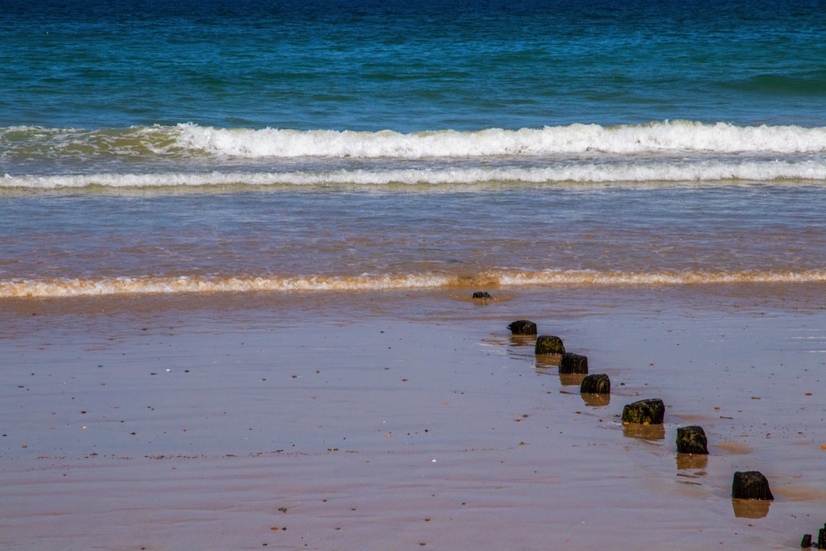 Wave breakers