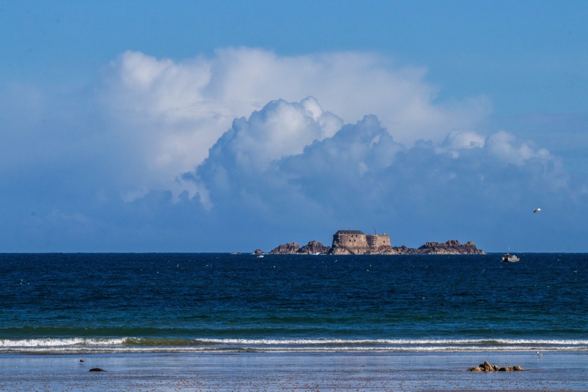 Sea and clouds