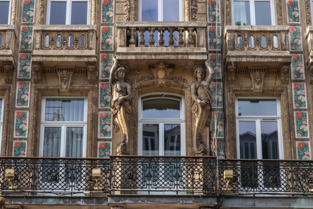 Ornaments in the shopping street, Lille