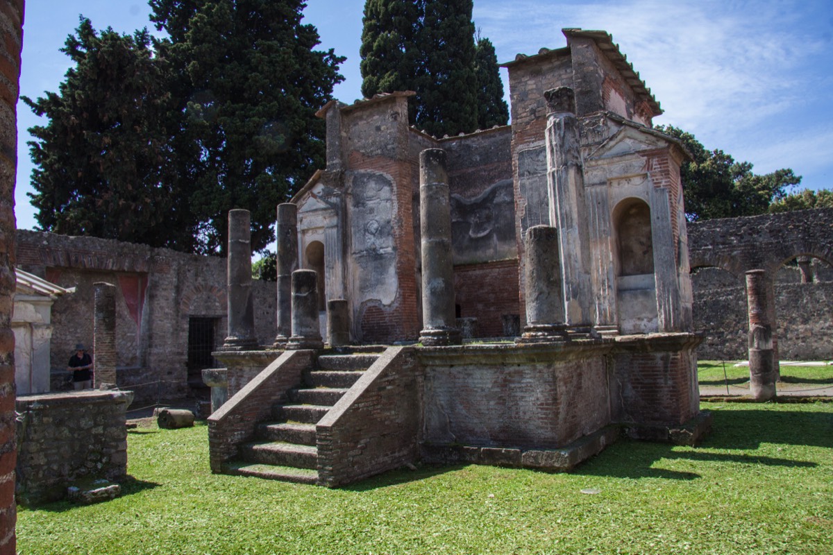 Pompeii - Temple of Isis