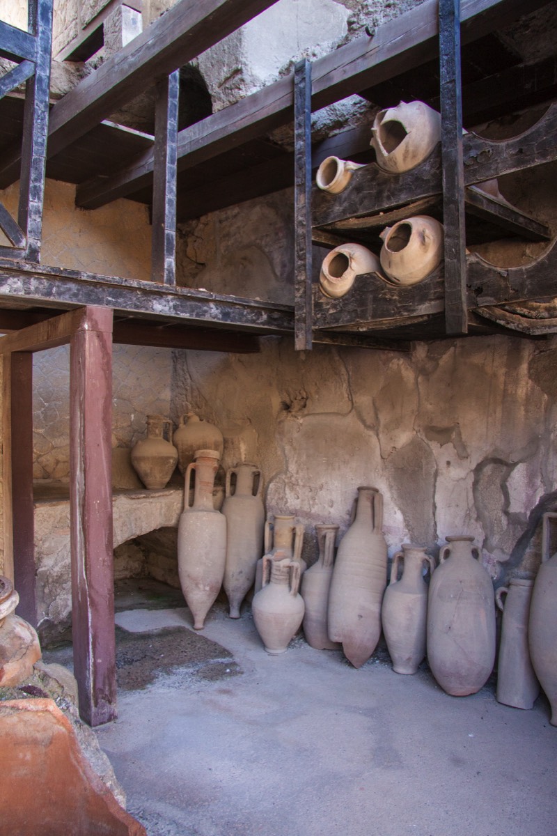 Herculaneum - shop