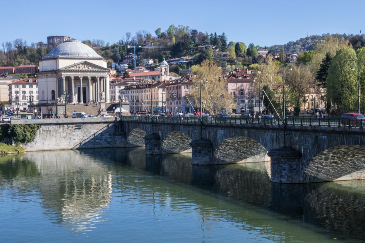 Bridging the river Po