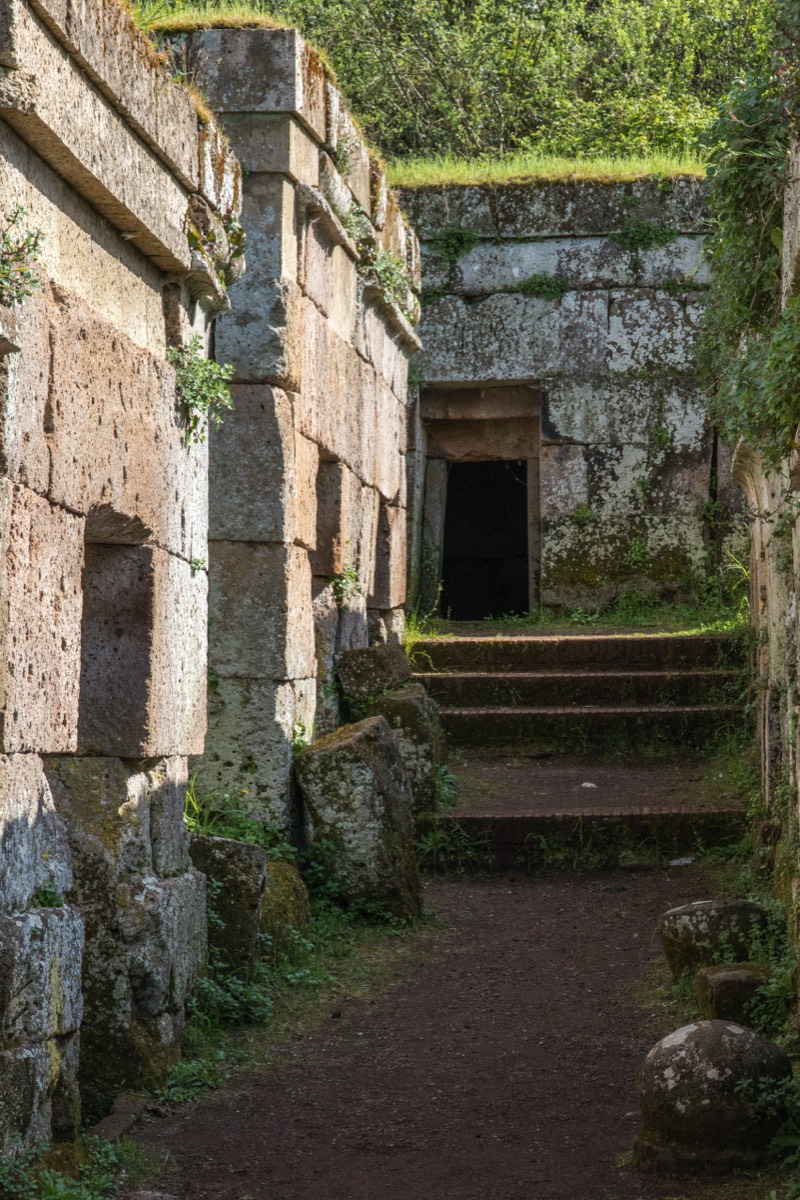 Necropolis of Crocefissa del Tufa (Volsinii/Orvieto)
