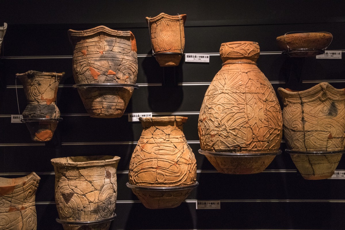 Pottery at the Komakino site