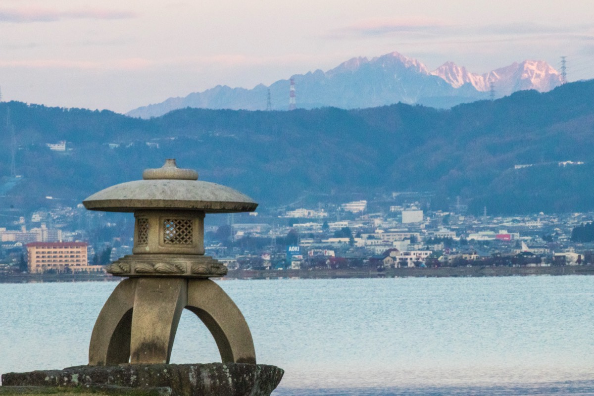 Morning view at Suwa lake