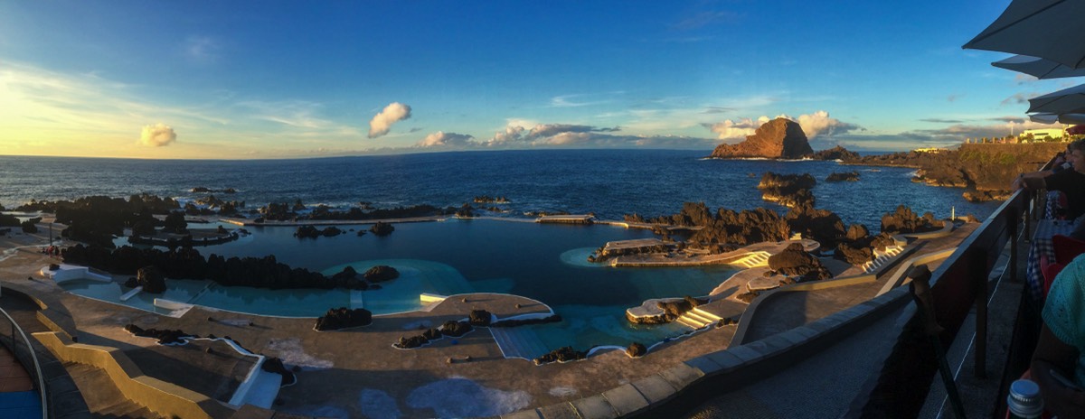 Dusk at the natural baths in Porto Moniz