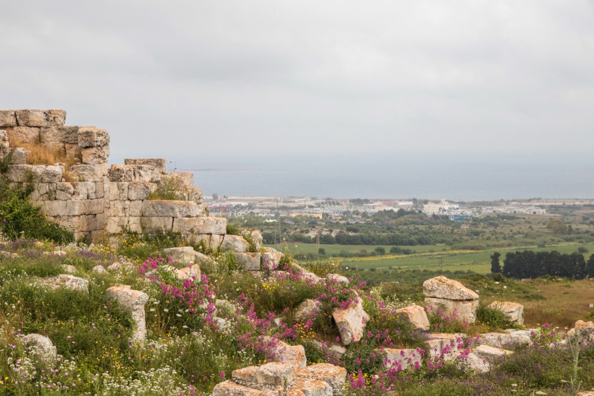 View on the modern Syracusan harbour from Eurialo castle
