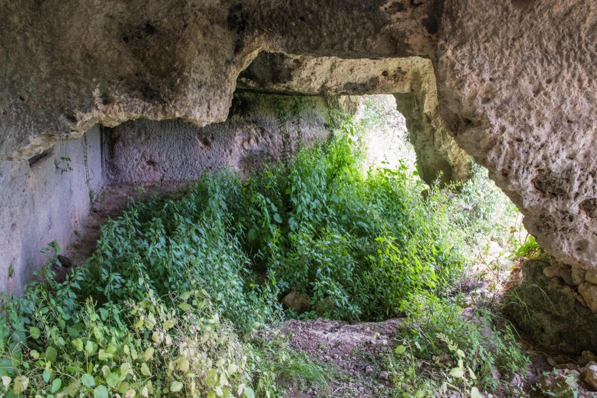 Burial room