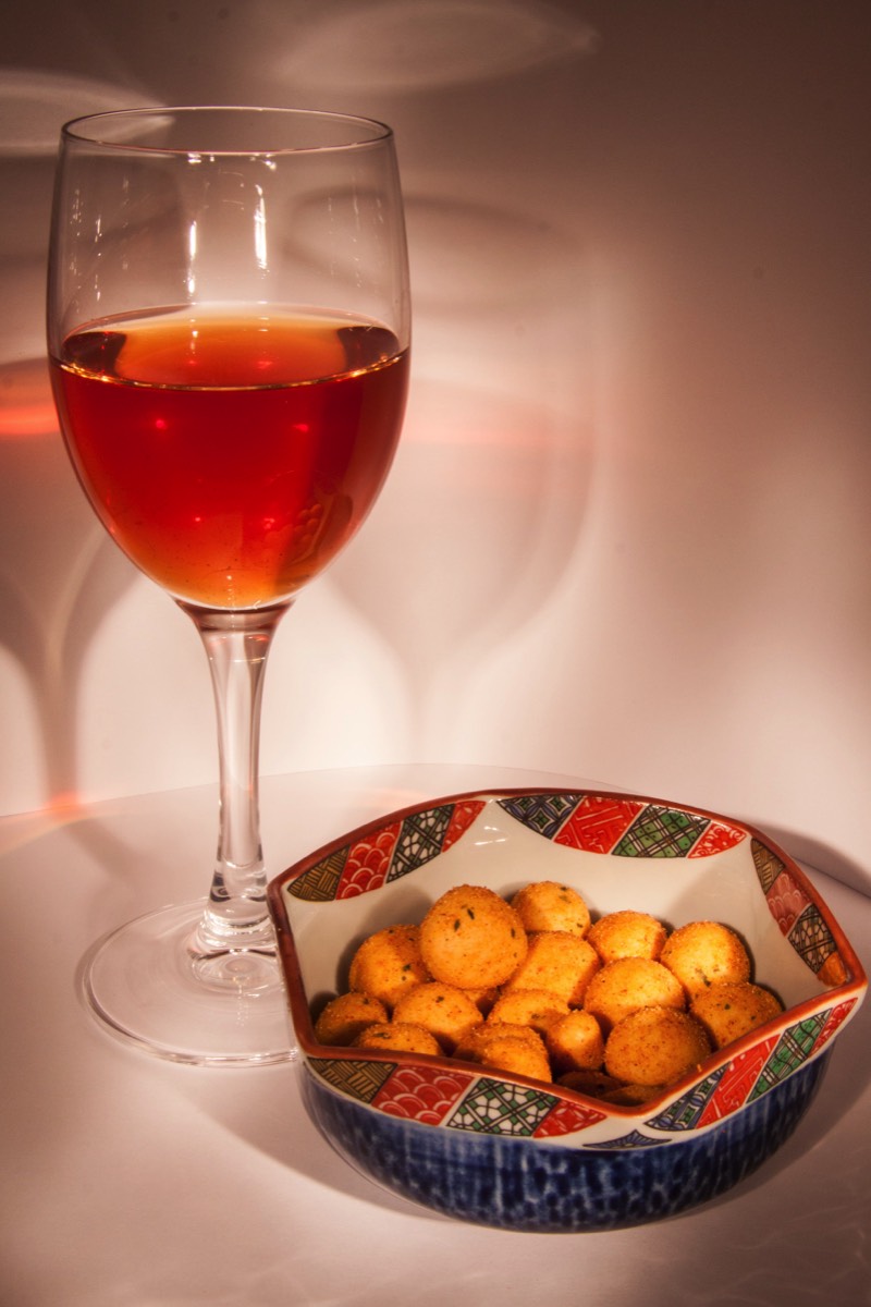 Snack : porto and nuts