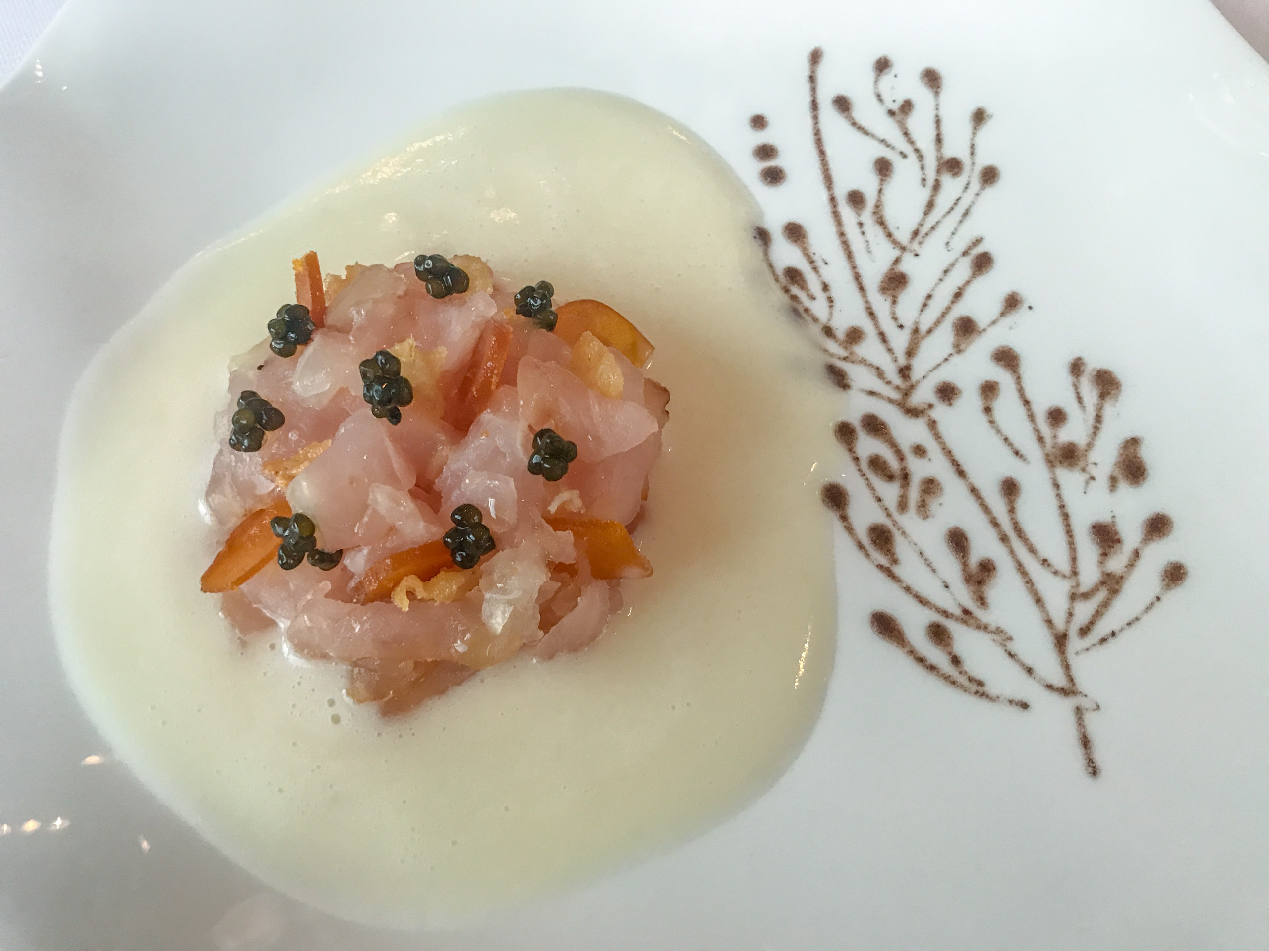 Restaurant Petit-Nice, Marseille : Relief de poisson tiédi au jus de fenouil sauvage